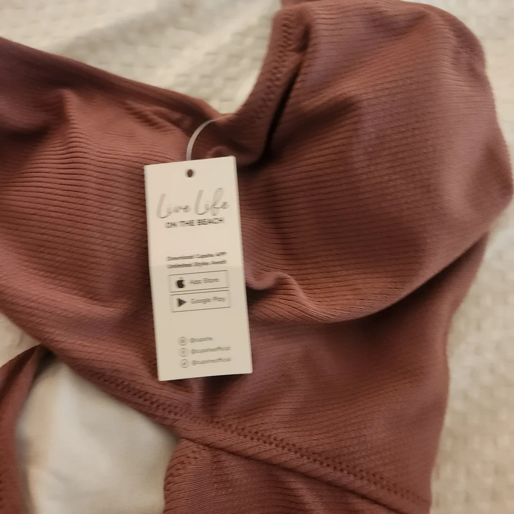 Cupshe Dusty Mauve Cutout  One-Piece Swimsuit - Picture 3 of 4